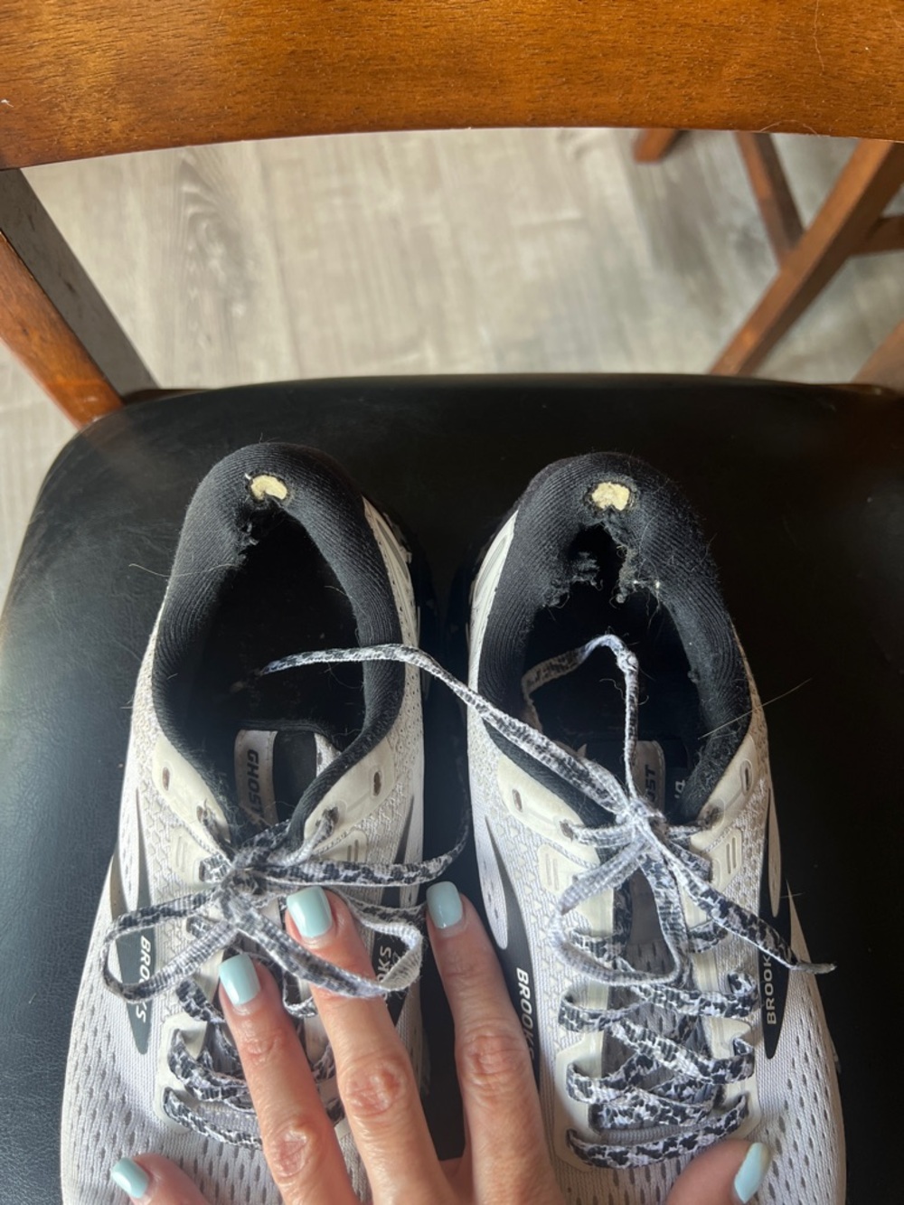 Brooks Light Gray & Black Running Sneakers - Picture 2 of 5